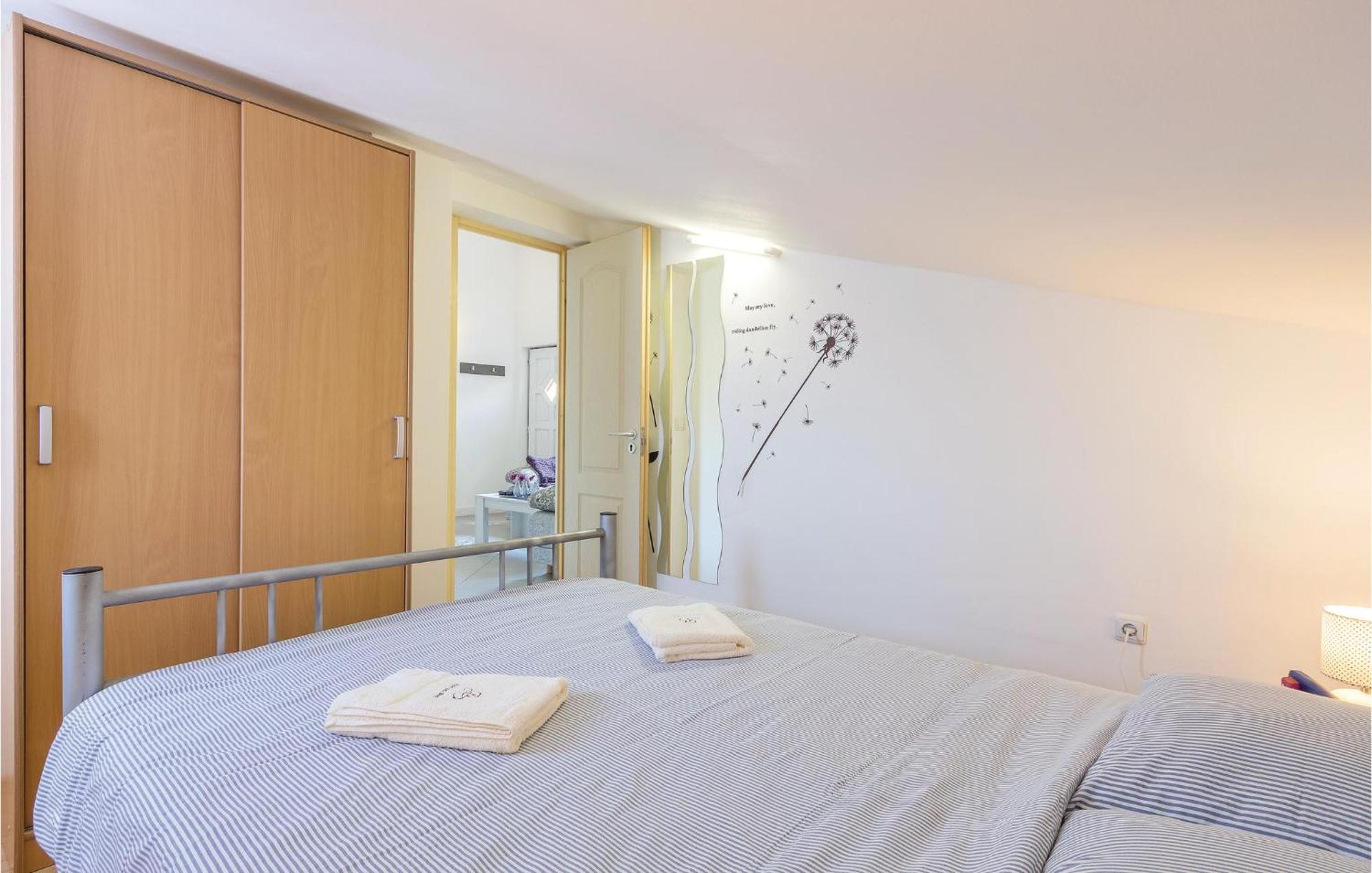 Amazing Apartment In Medulin With Wifi Exterior foto